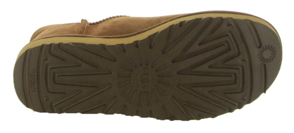 Bailey Button Triplet II in Chestnut by UGG