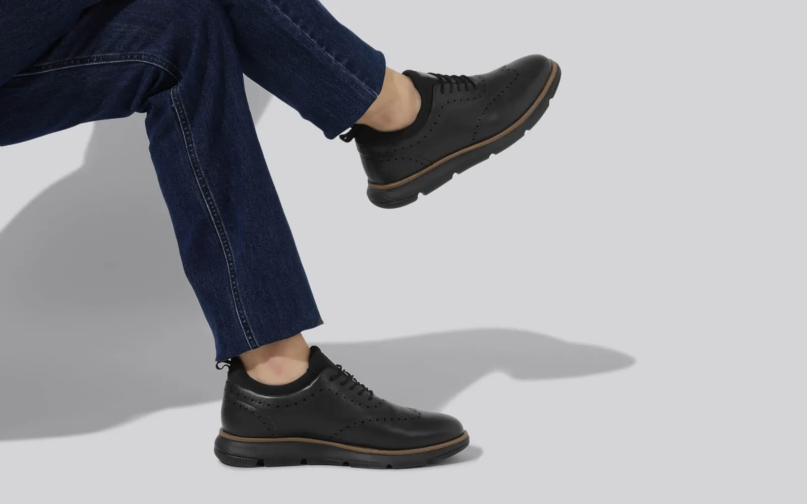 Crossover Brogues