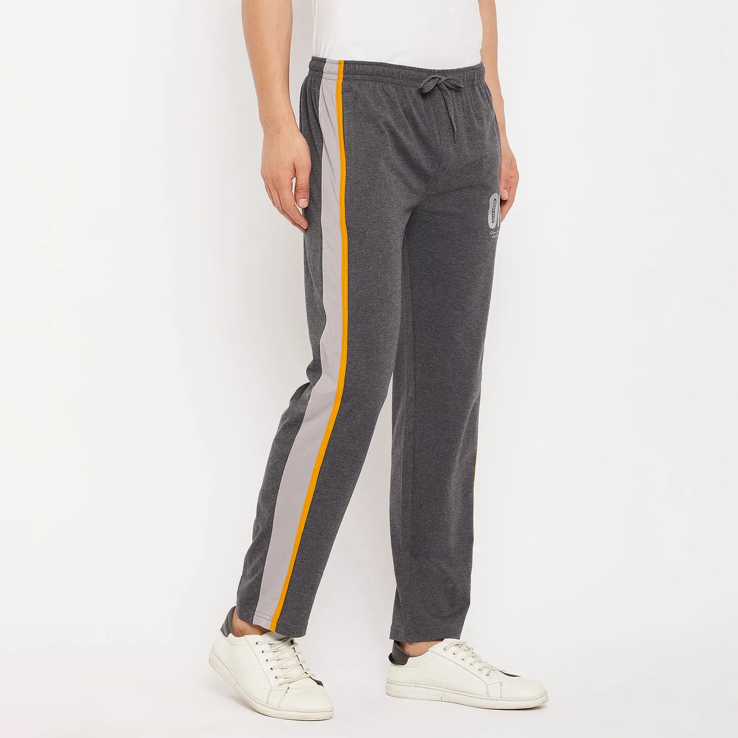 Duke Stardust Men Solid Regular Track Pant (LF5690)