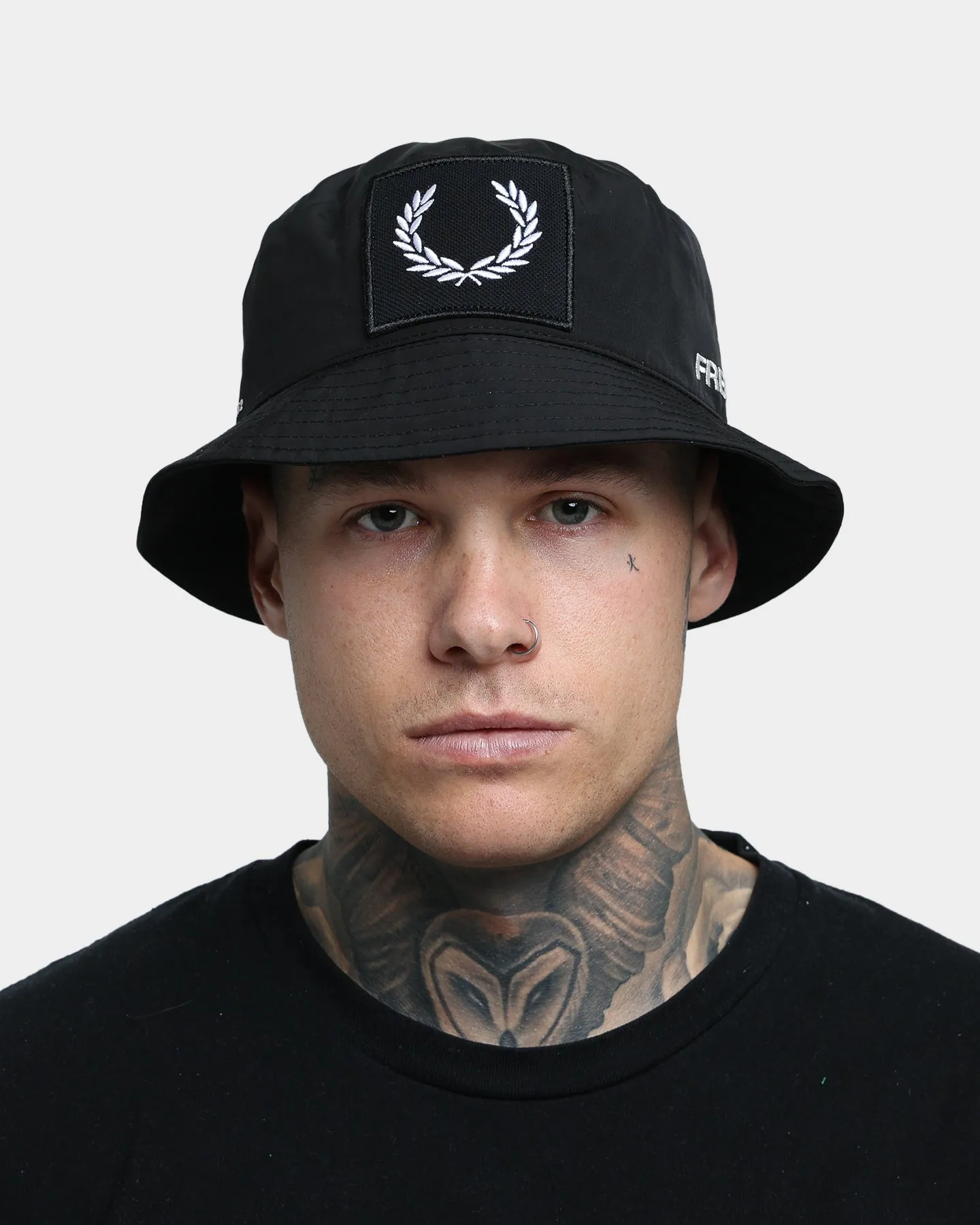 Fred Perry Laurel Wreath Branded Bucket Hat Black