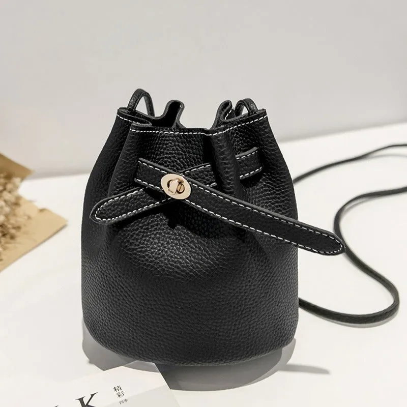 Guangzhou supply 2024 new simple bucket bag wide-band lock small bag Korean version casual solid color single shoulder