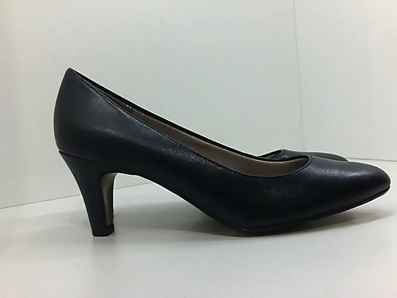 Lifestride Womens Closed Toe None Heels Size 8.5 Pair of Shoes