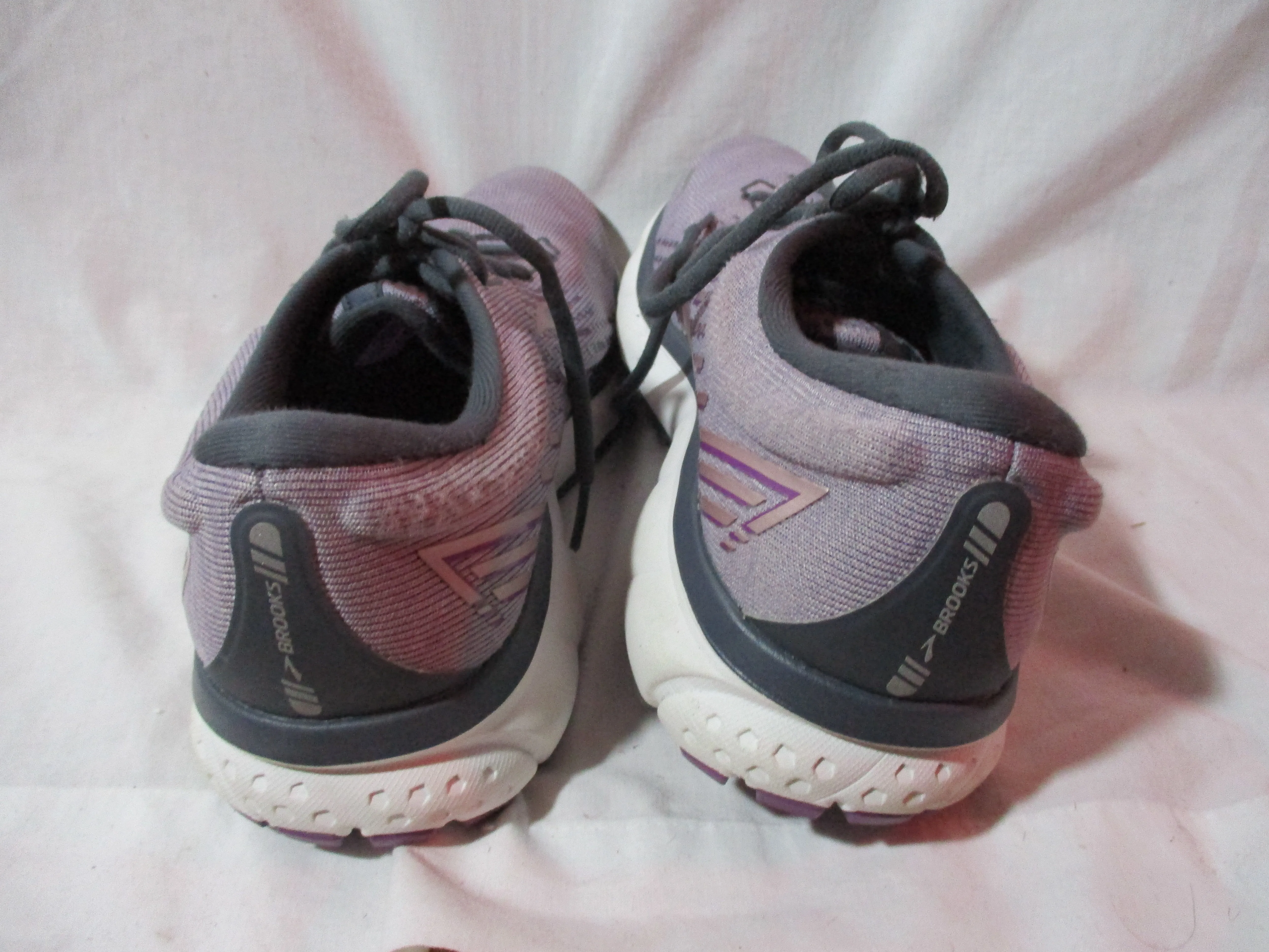 Mens BROOKS GHOST 13 Running Sneakers Athletic Shoes Trainers 12 Lavender Purple