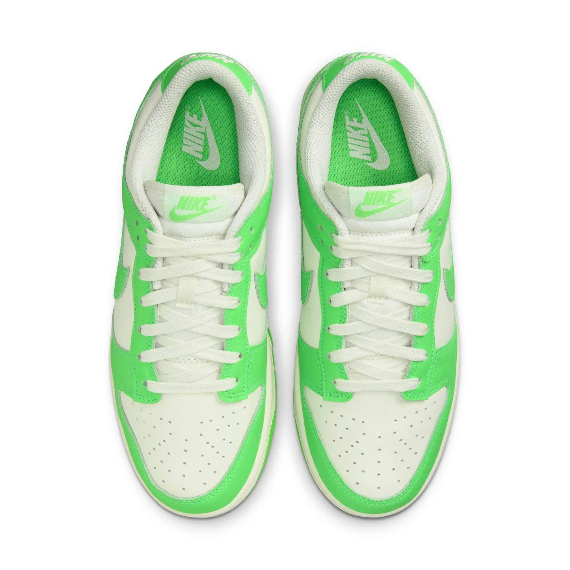 Nike Dunk Low "Green Strike" - Women's