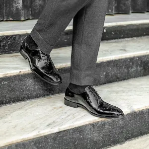 Wholecut Oxford with brogue detail- Black