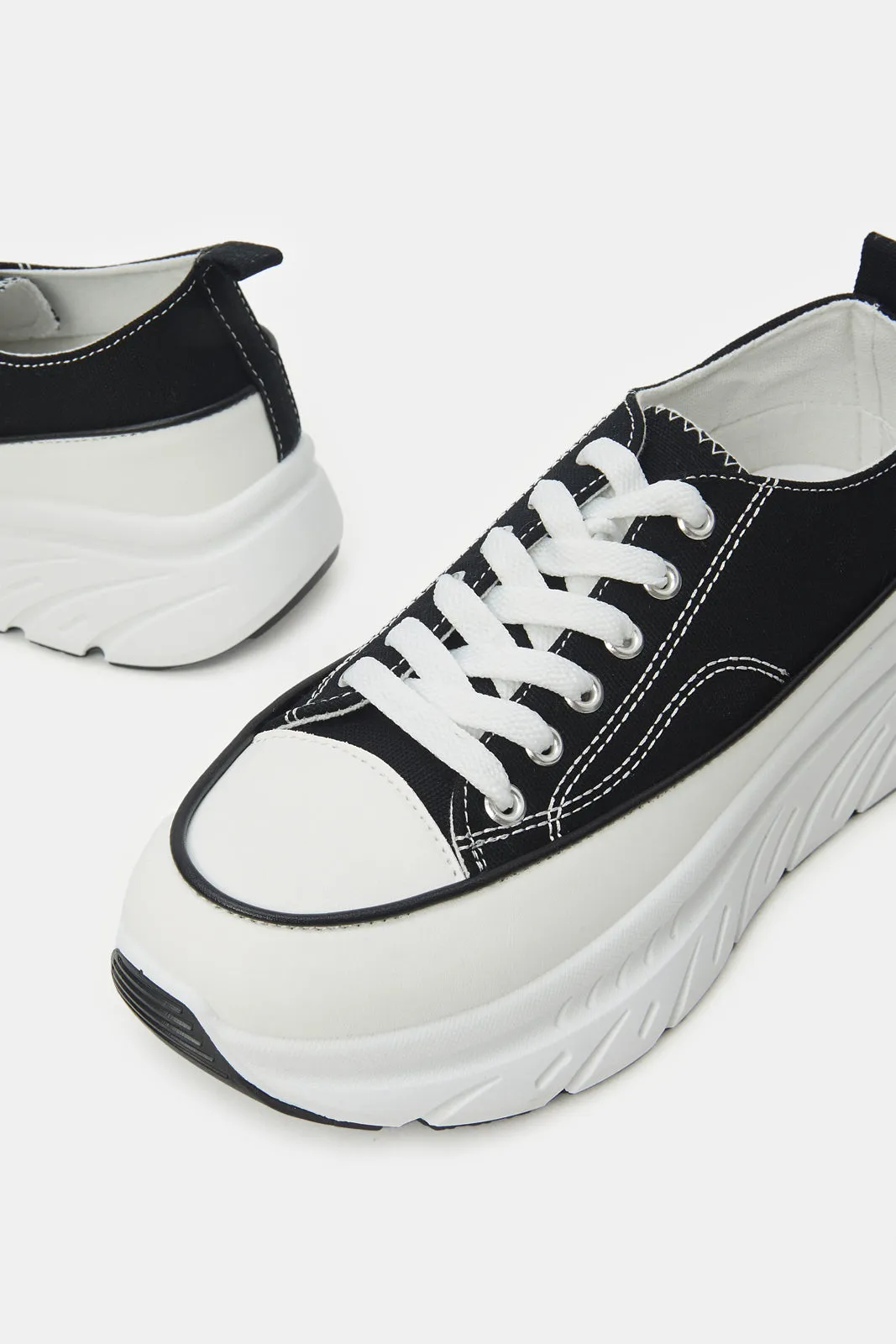 Women Black Canvas Sneaker